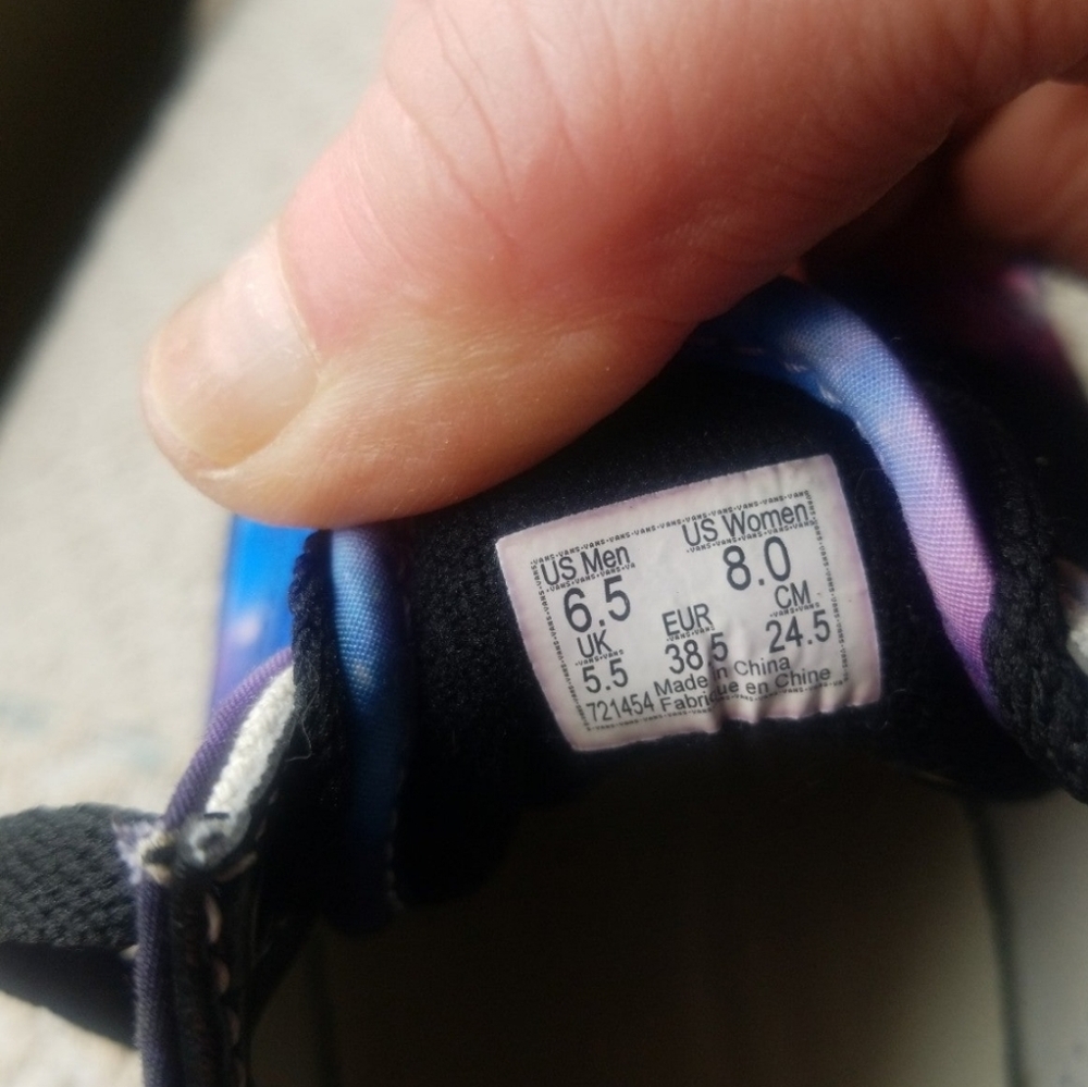Authentic Galaxy VANS - Picture 3 of 6